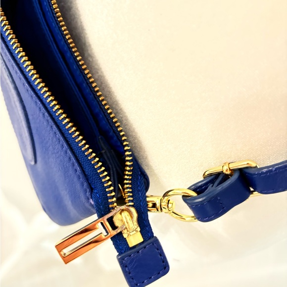 Tory Burch Royal Blue Crossbody Bag - Picture 3 of 4